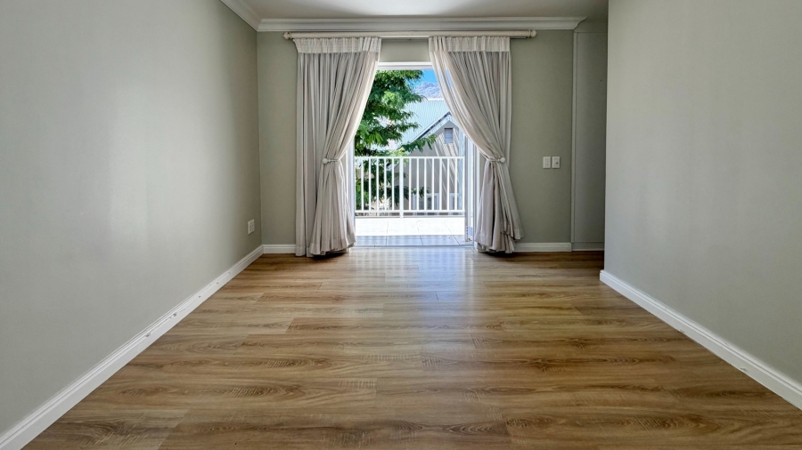 3 Bedroom Property for Sale in Kylemore Western Cape